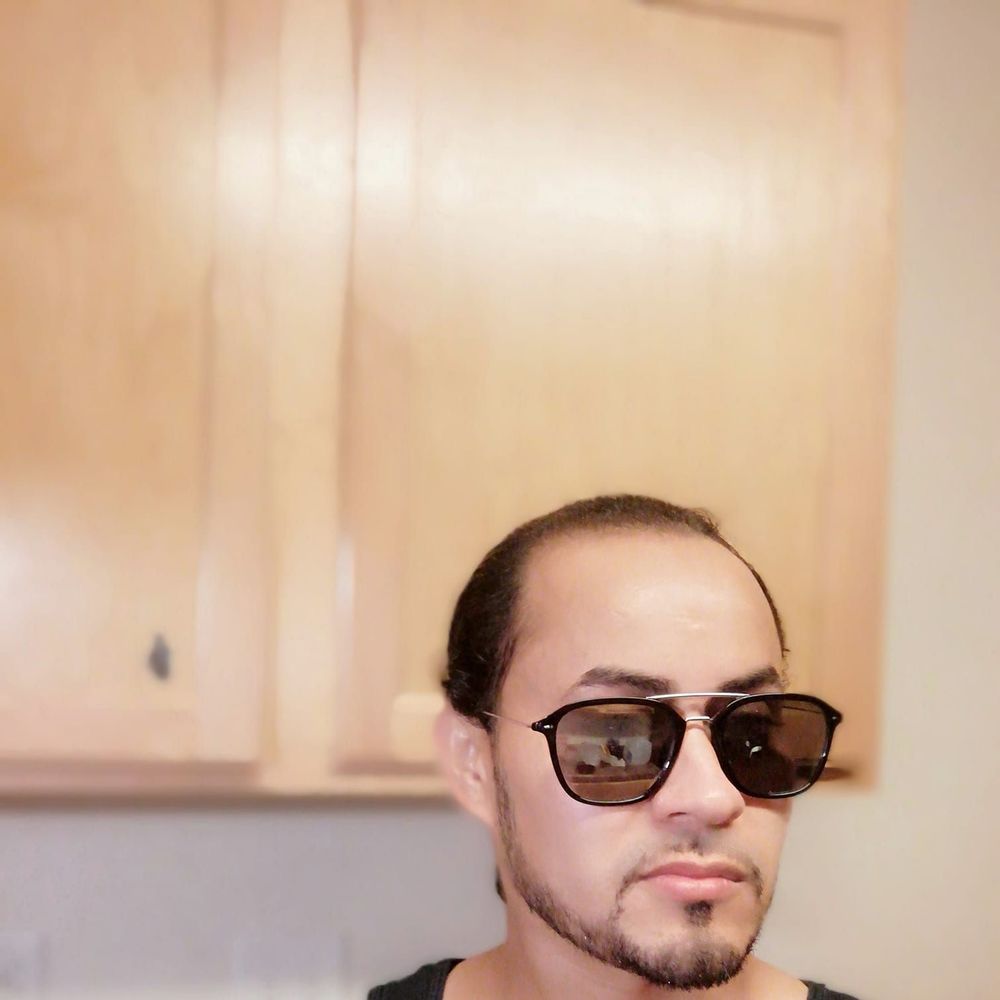 Meet your Posher, Roberto